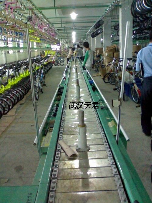 板鏈輸送機(jī)